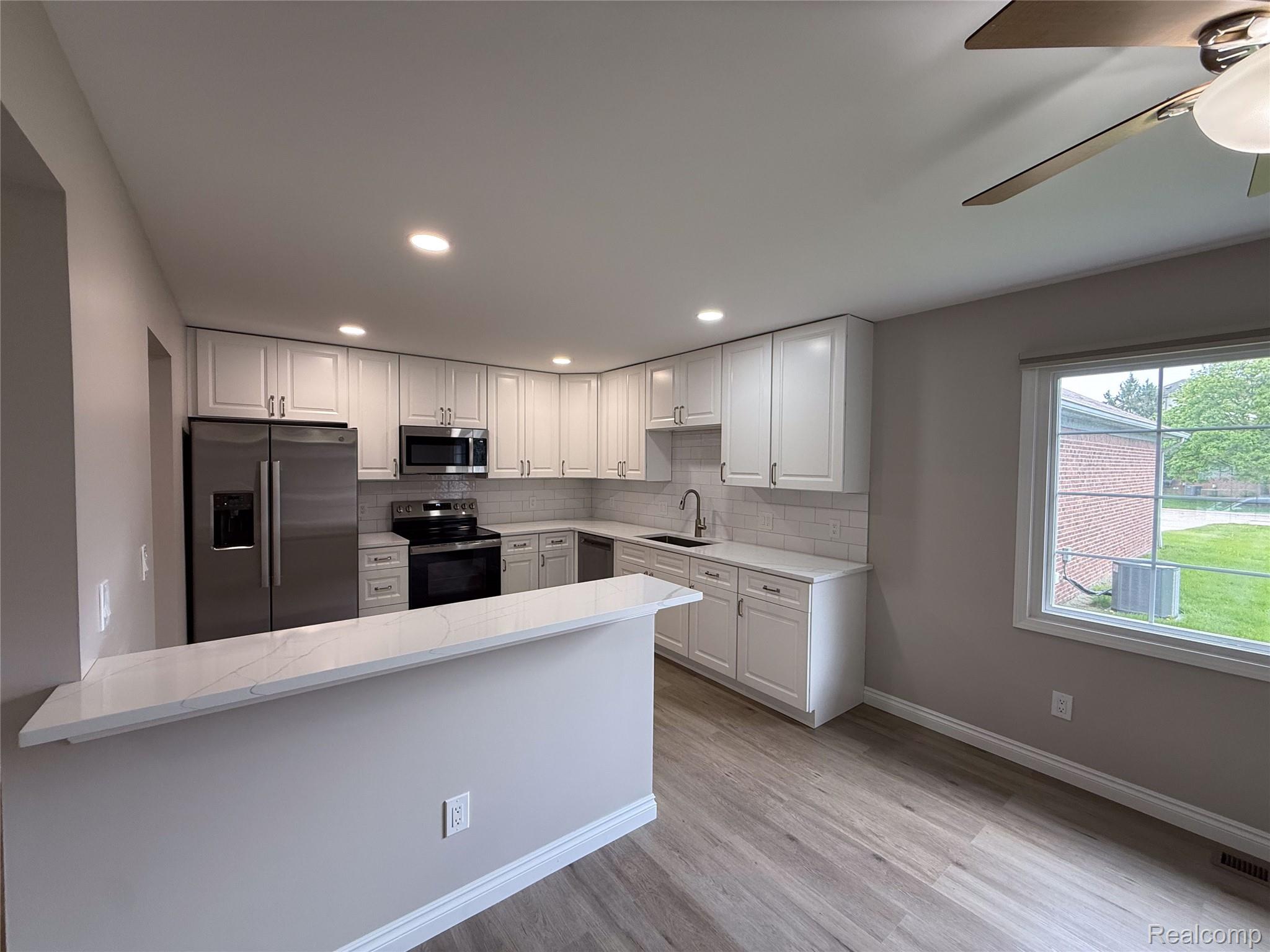 45480 Inverness Circle Macomb, MI 48044 - Photo 12 of 37 45480 Inverness_12.jpg