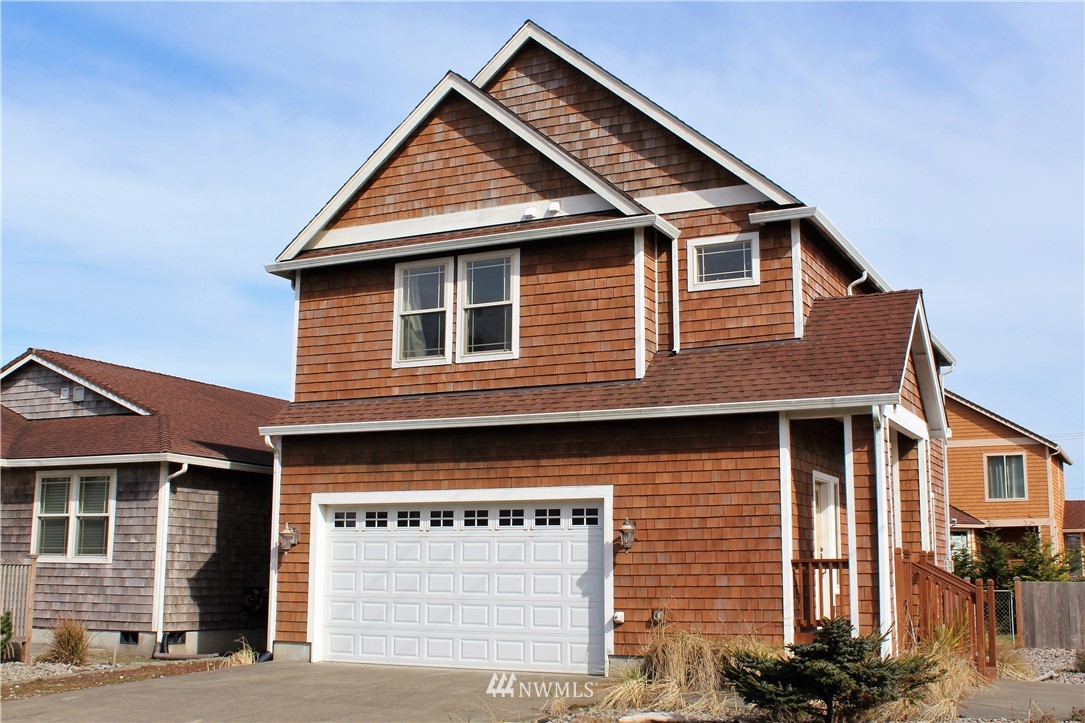 204 Pioneer Road West Long Beach, WA 98631 - Photo 2 of 25