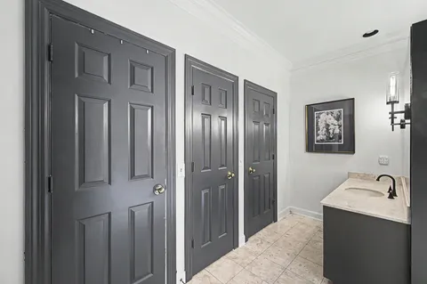 $2,100,000 | 6417 Edinburgh Drive, Nashville, TN 37221
