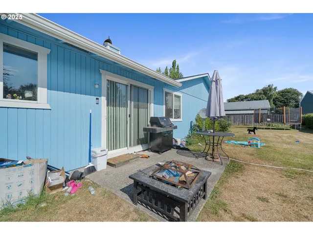 $398,000 | 3602 Walnut Lane, Tillamook, OR 97141