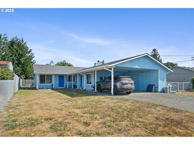 $398,000 | 3602 Walnut Lane, Tillamook, OR 97141
