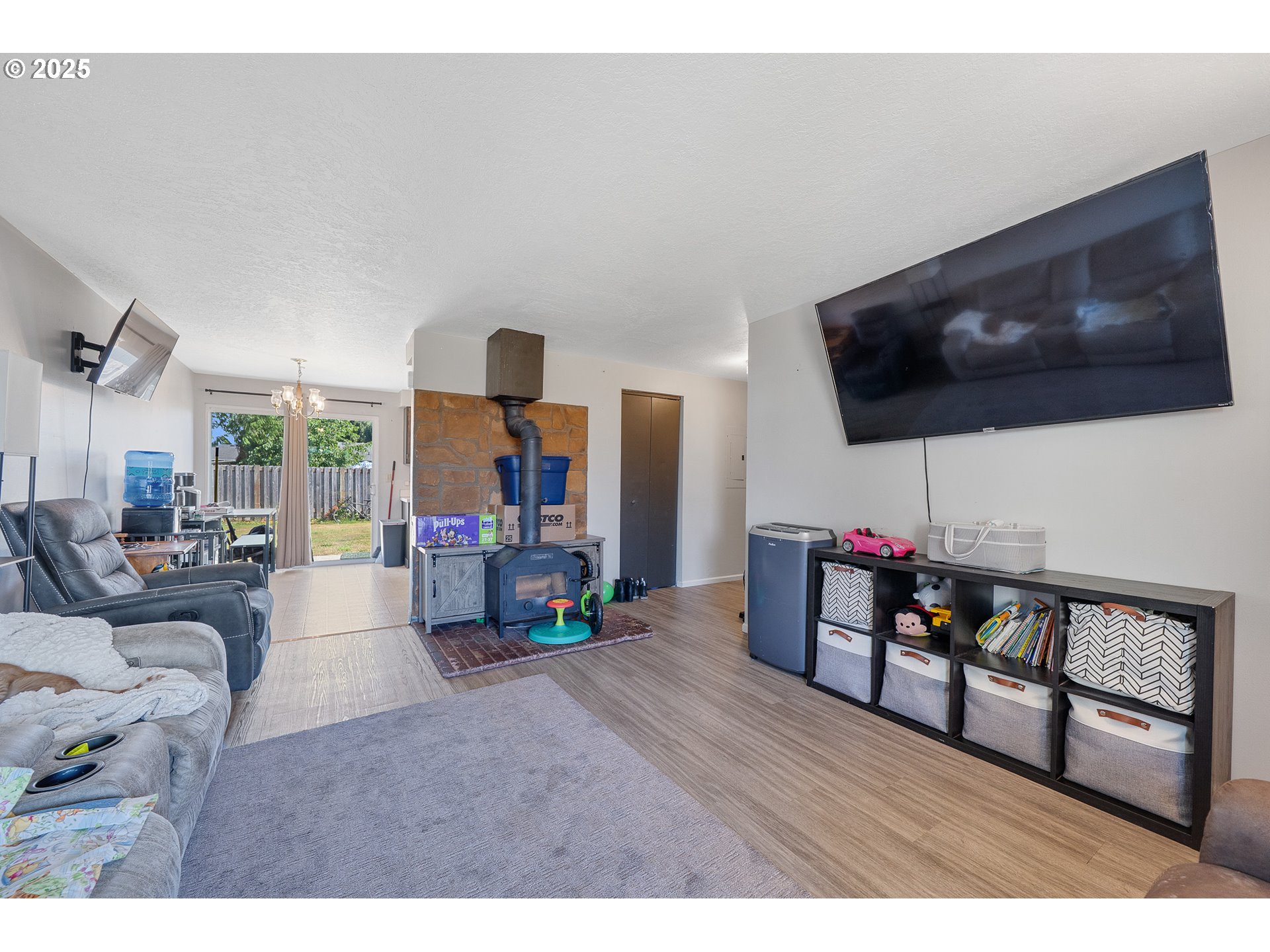 3602 Walnut Lane Tillamook, OR 97141 - Photo 3 of 23