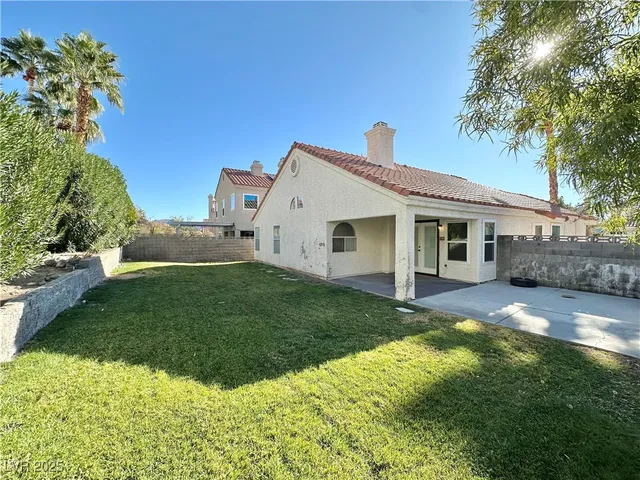 $425,000 | 272 Comfort Drive, Henderson, NV 89074