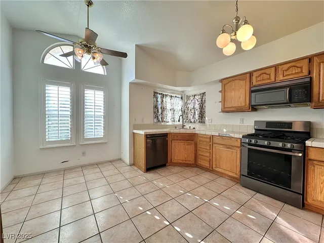 $425,000 | 272 Comfort Drive, Henderson, NV 89074