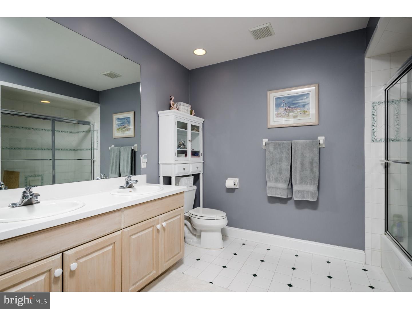 7 Hunters Ridge Drive Pennington, NJ 08534 - Photo 17 of 25 Gallery Image 17