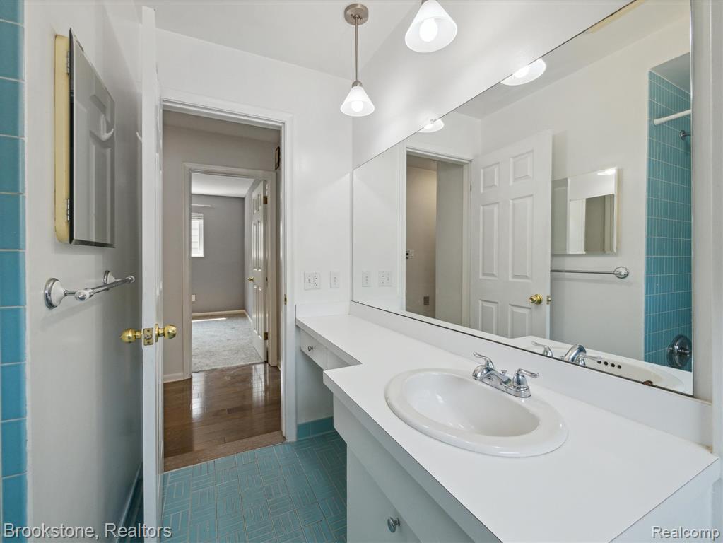 3316 Harvard Road Royal Oak, MI 48073 - Photo 20 of 39