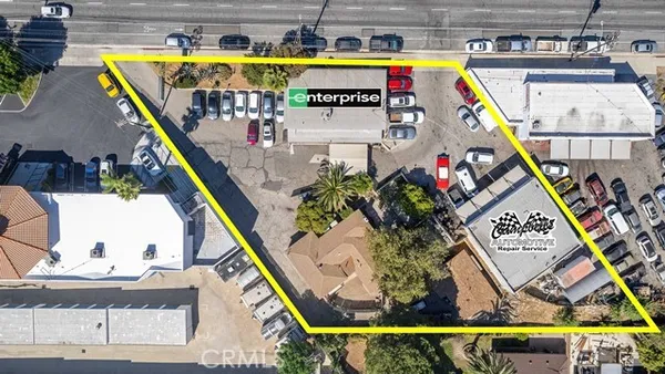 $3,200,000 | 3850 Foothill Boulevard, Glendale, CA 91214
