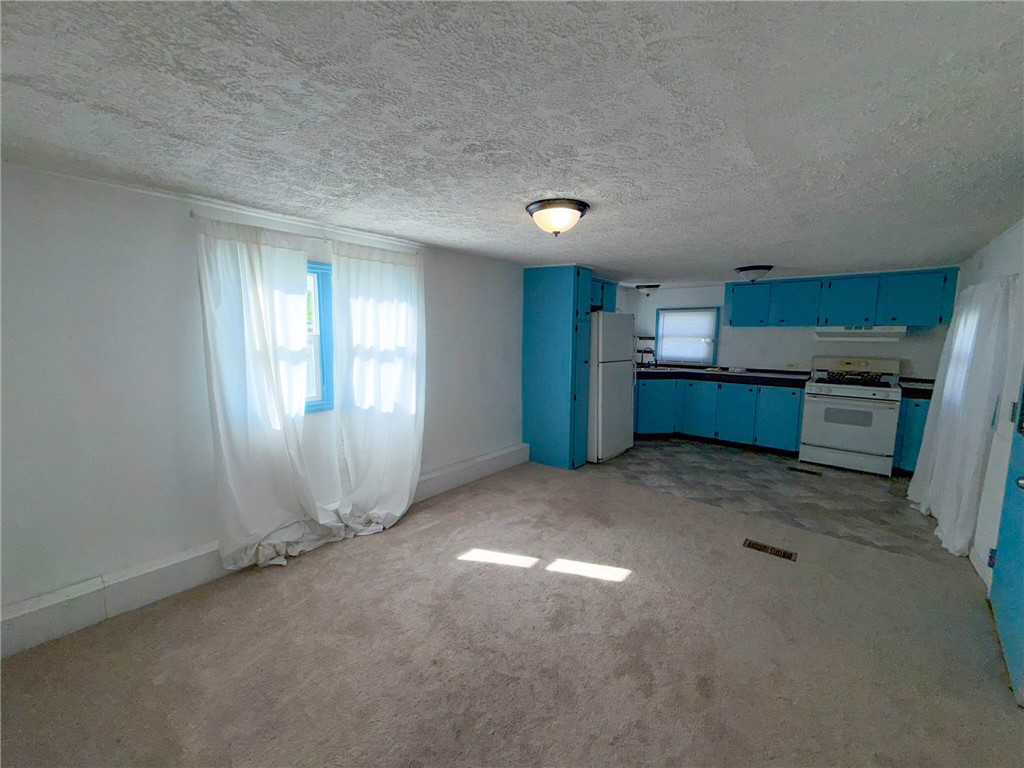 5839 Chili Riga Center Road, Unit E6 Riga, NY 14428 - Photo 4 of 12