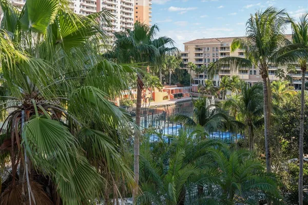 $12,500 | 719 Crandon Boulevard, Unit PH9, Key Biscayne, FL 33149