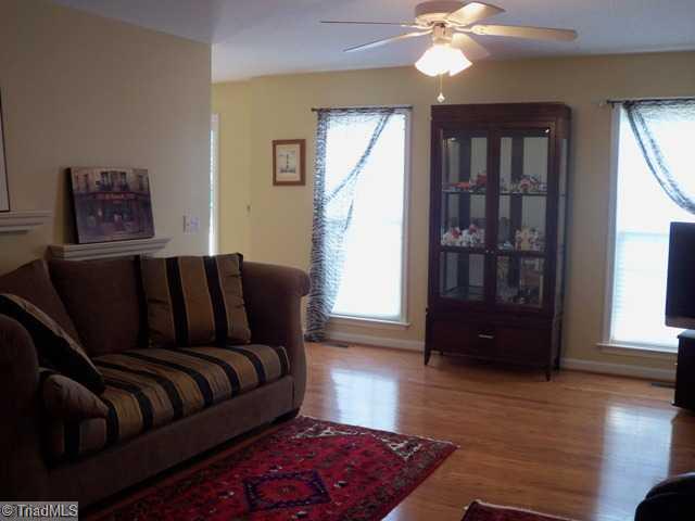 7600 Keating Drive Oak Ridge, NC 27310 - Photo 4 of 13 Living Room.