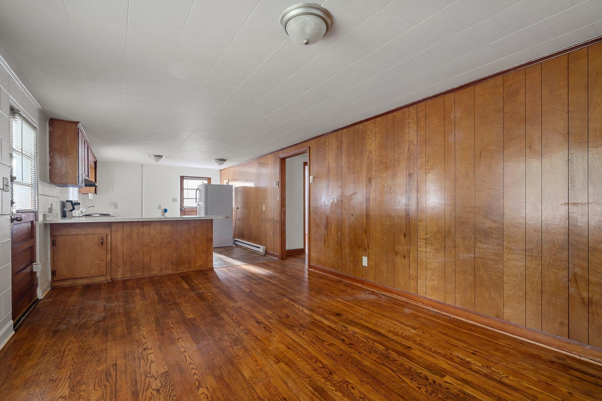 3811 Marcom Street Raleigh, NC 27606 - Photo 10 of 27 Photo 10