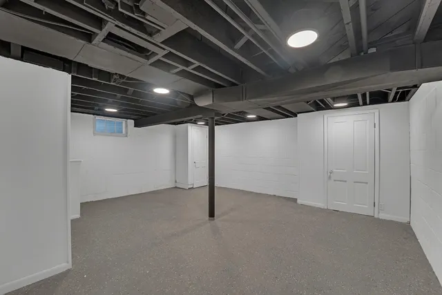 $276,900 | 4117 North 92nd Street, Wauwatosa, WI 53222