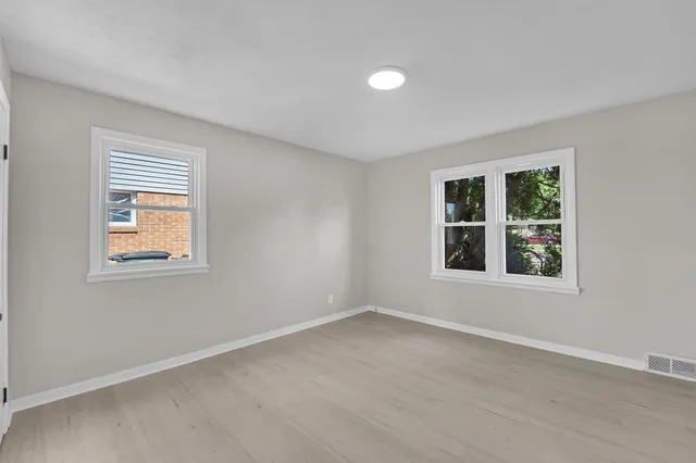 $276,900 | 4117 North 92nd Street, Wauwatosa, WI 53222