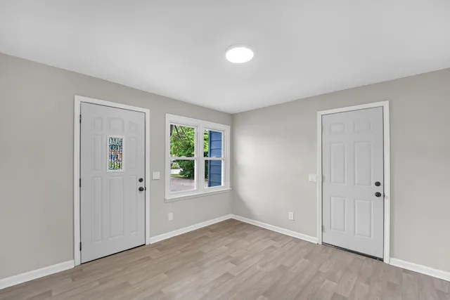 $276,900 | 4117 North 92nd Street, Wauwatosa, WI 53222