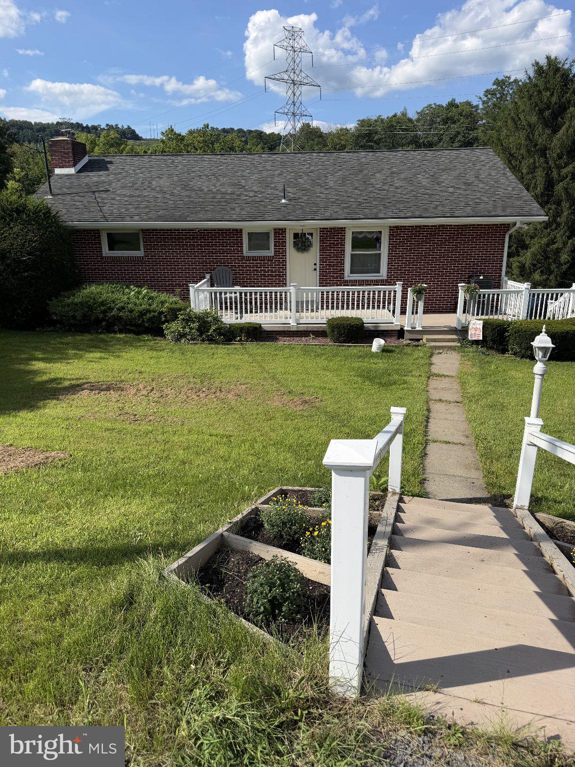 1445 Loop Road Lewistown, PA 17044 - Photo 2 of 10 Gallery Image 2