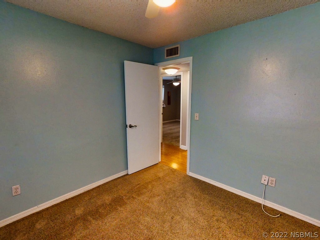 401 East Citrus Street Altamonte Springs, FL 32701 - Photo 23 of 36 an empty room with a empty space