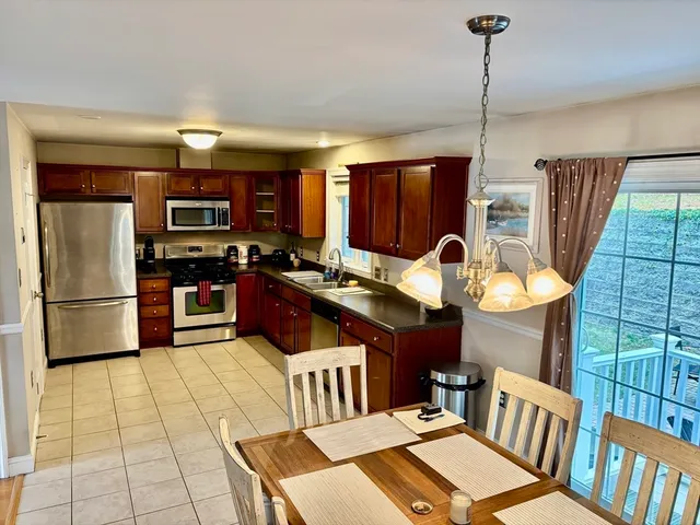 $589,000 | 204 Center Street, Unit 9, Pembroke, MA 02359