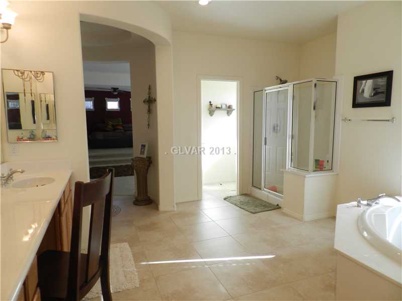 853 Wintersweet Road Henderson, NV 89015 - Photo 11 of 32 Master Bath/Spa.