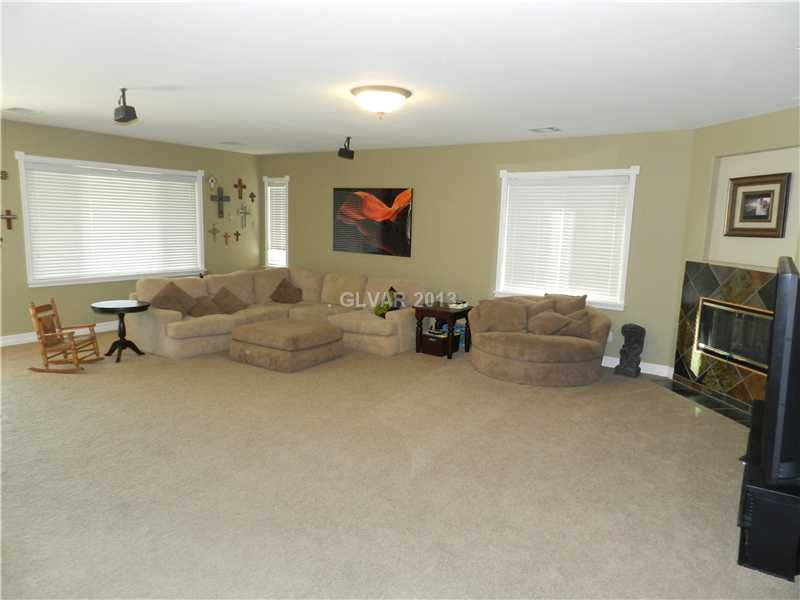 853 Wintersweet Road Henderson, NV 89015 - Photo 27 of 32 Den.