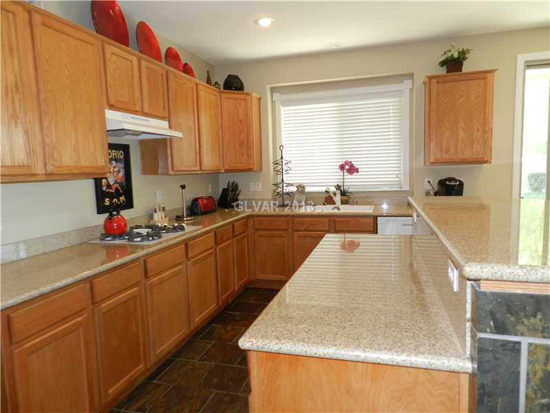 853 Wintersweet Road Henderson, NV 89015 - Photo 6 of 32 Kitchen.