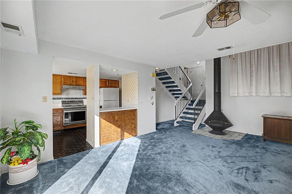 10851 Rosehill Road Overland Park, KS 66210 - Photo 14 of 28