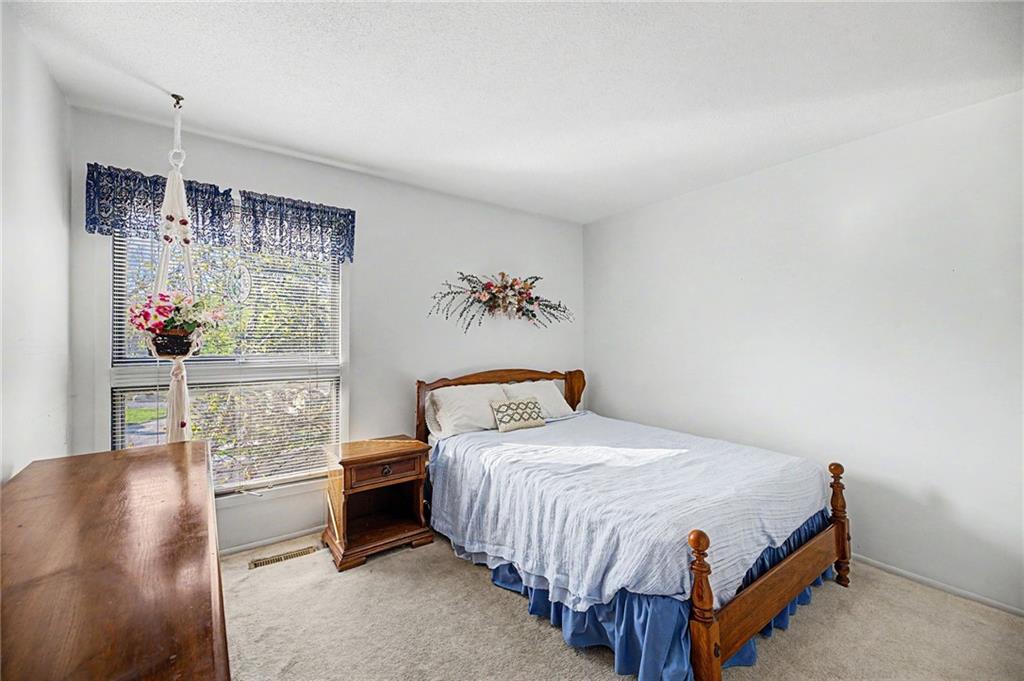 10851 Rosehill Road Overland Park, KS 66210 - Photo 20 of 28