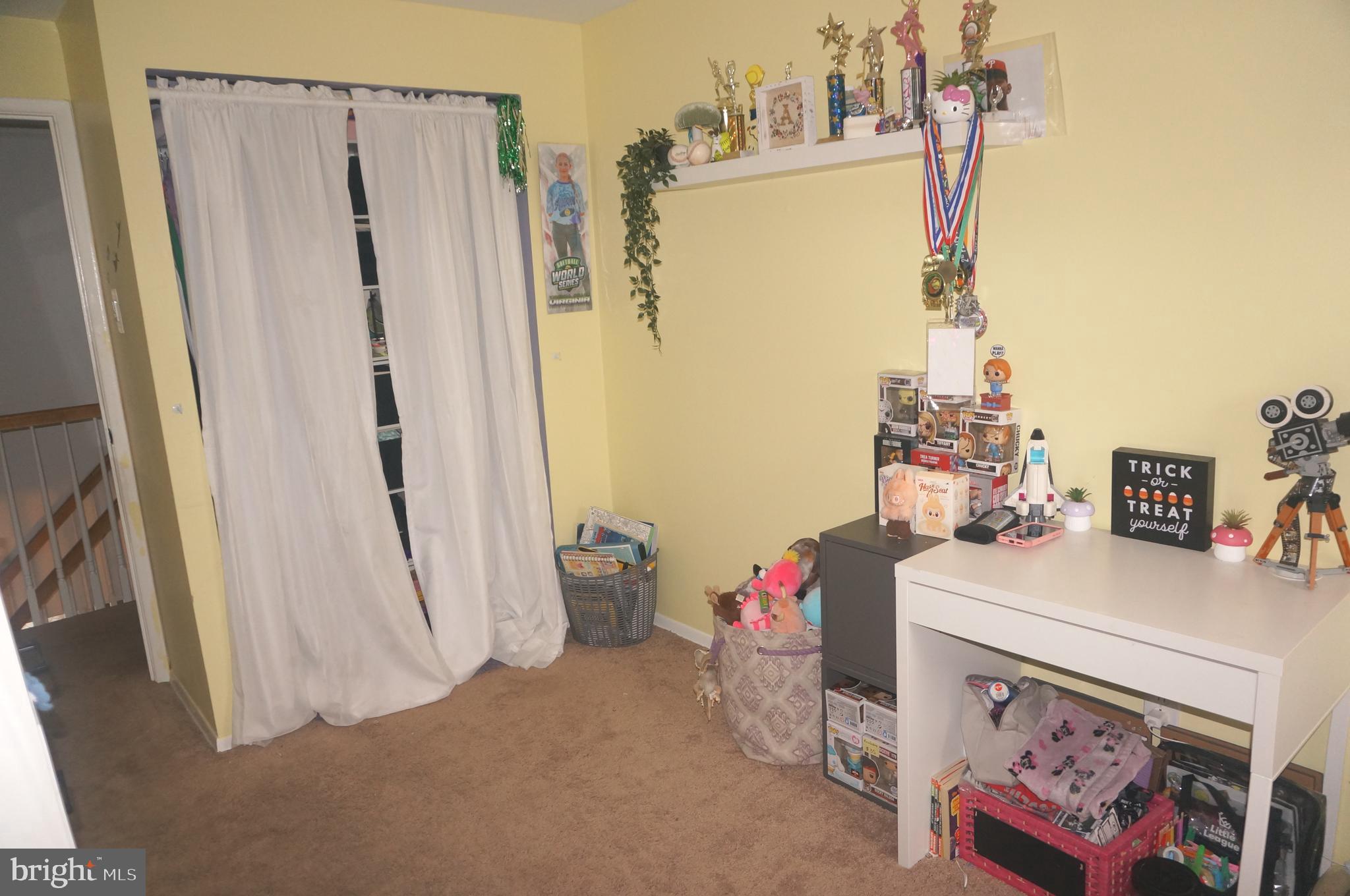 3599 C Nottingham Lane Philadelphia, PA 19114 - Photo 37 of 58 a utility room with a window dryer and washer