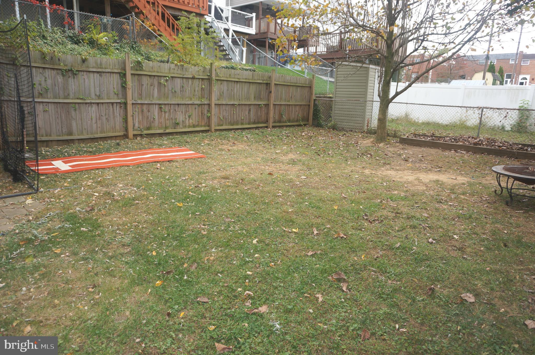 3599 C Nottingham Lane Philadelphia, PA 19114 - Photo 57 of 58 a view of a backyard
