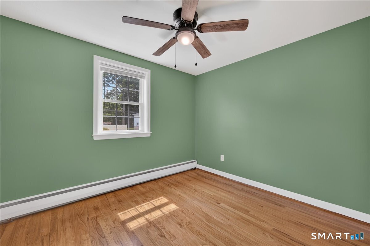 161 Ridgewood Drive Groton, CT 06355 - Photo 26 of 37 Gallery Image 26