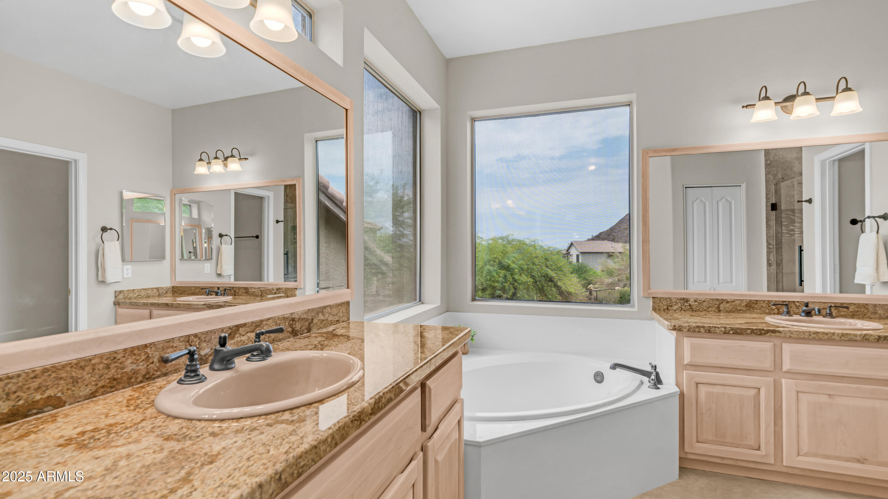 3060 North Ridgecrest, Unit 178 Mesa, AZ 85207 - Photo 29 of 65 Primary Bathroom