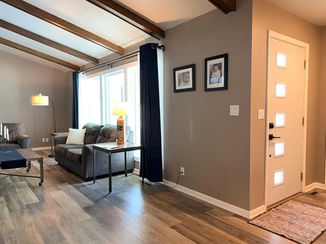 $250,000 | 784 Highland Road, Windom, MN 56101