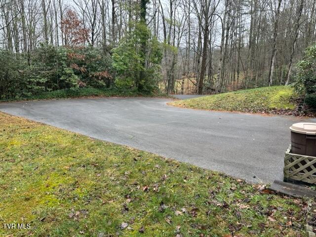 154 Cherokee Circle Erwin, TN 37650 - Photo 30 of 31 IMG_2479