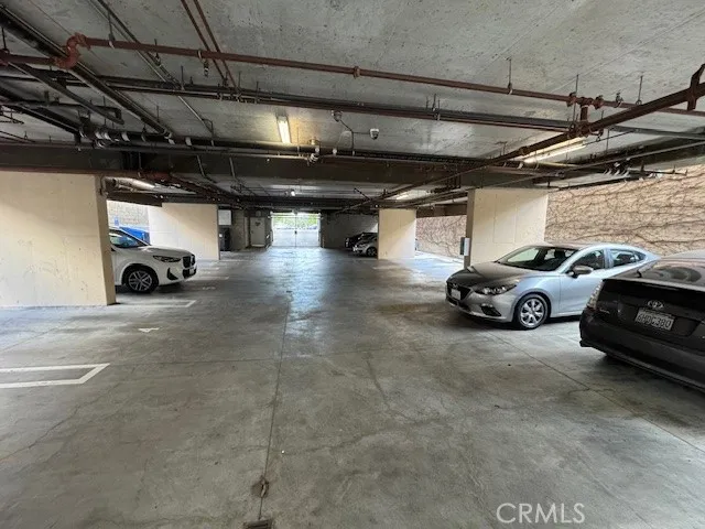 $785,000 | 11501 Hatteras Street, Unit 6, North Hollywood, CA 91601