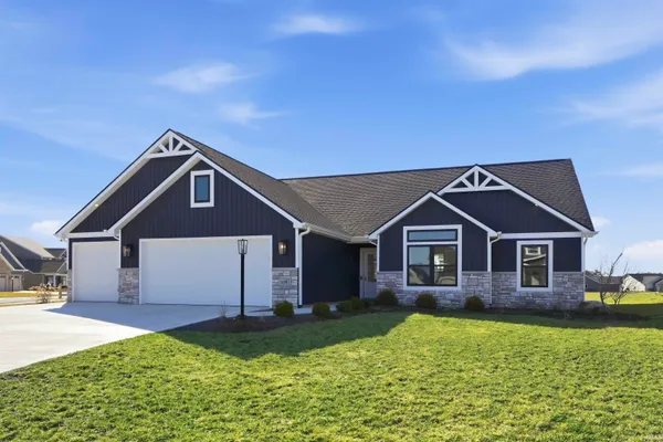 $369,900 | 16987 Gokey Boulevard, Huntertown, IN 46748