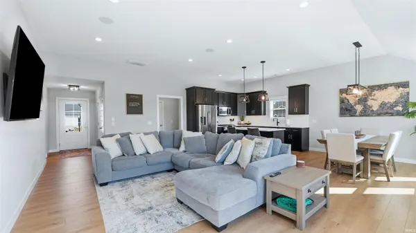 $369,900 | 16987 Gokey Boulevard, Huntertown, IN 46748