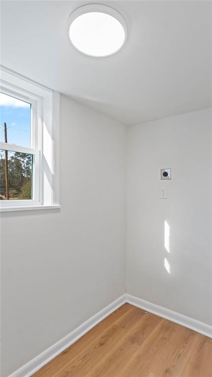 4088 Vale Court Decatur, GA 30035 - Photo 15 of 30 an empty room with a window