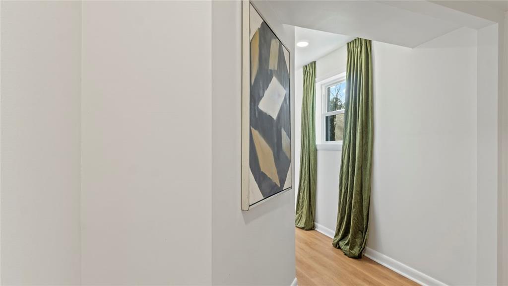 4088 Vale Court Decatur, GA 30035 - Photo 17 of 30