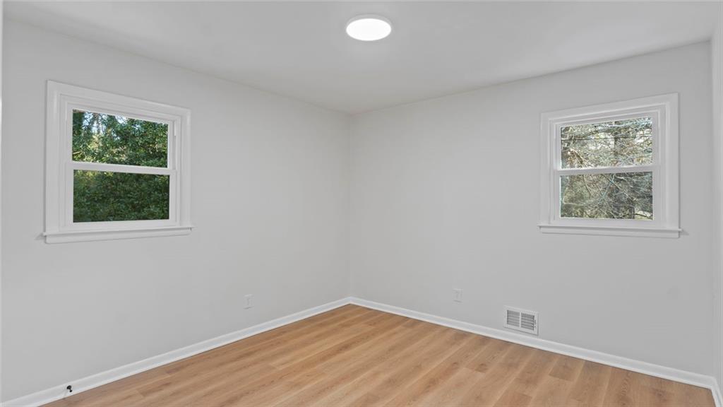 4088 Vale Court Decatur, GA 30035 - Photo 21 of 30 an empty room with a window
