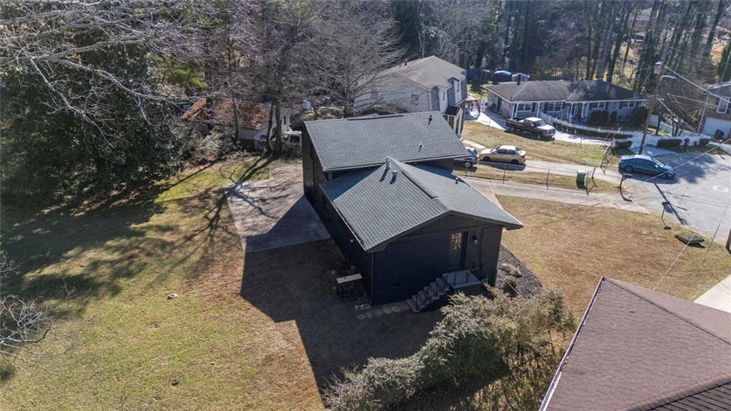 4088 Vale Court Decatur, GA 30035 - Photo 23 of 30 a view of a backyard with sitting area