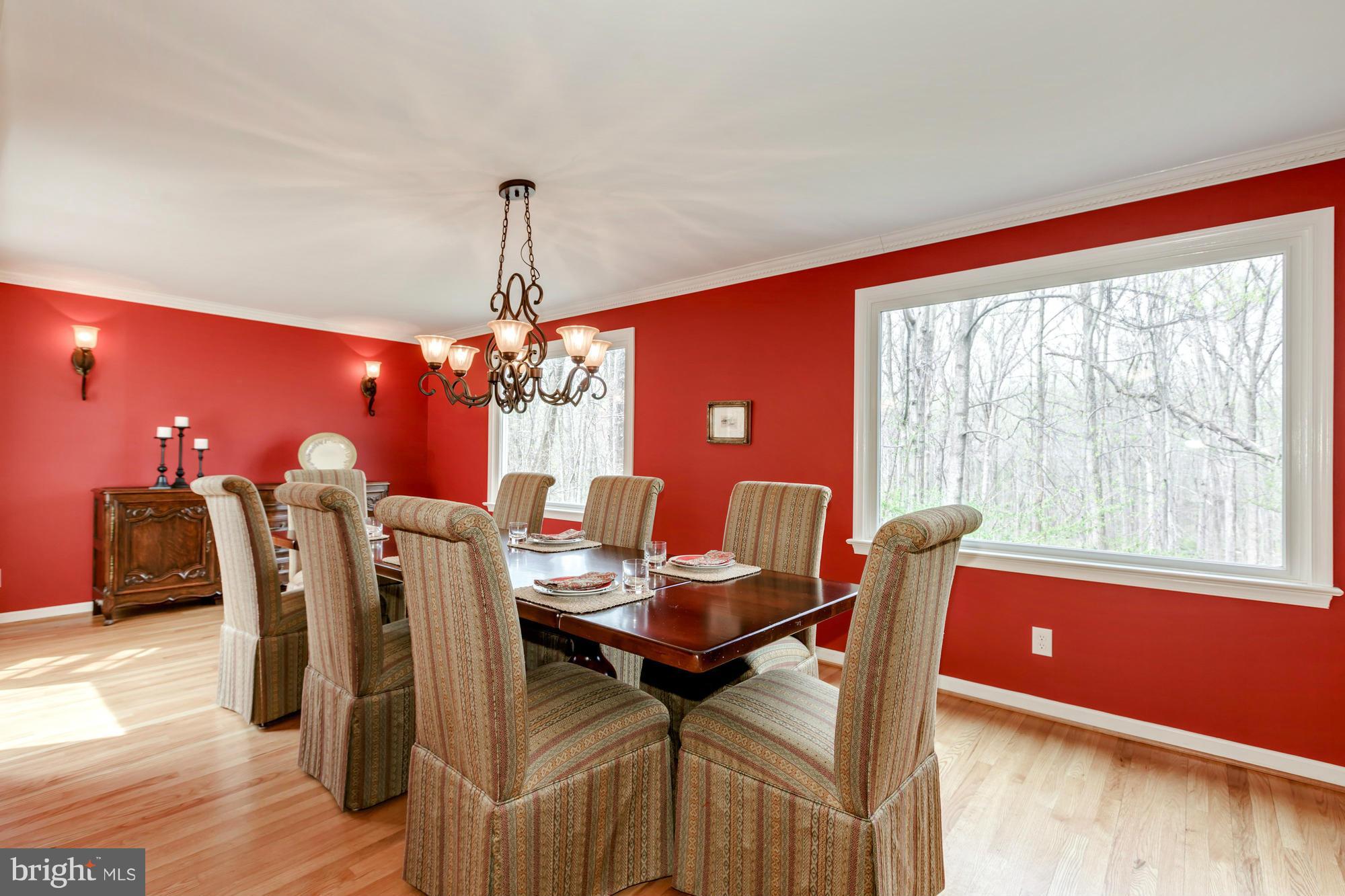 10515 Adel Road Oakton, VA 22124 - Photo 12 of 30 Banquet Sized Dining Room