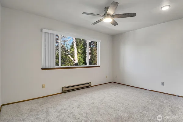 $289,000 | 21937 7th Avenue South, Unit 216, Des Moines, WA 98198