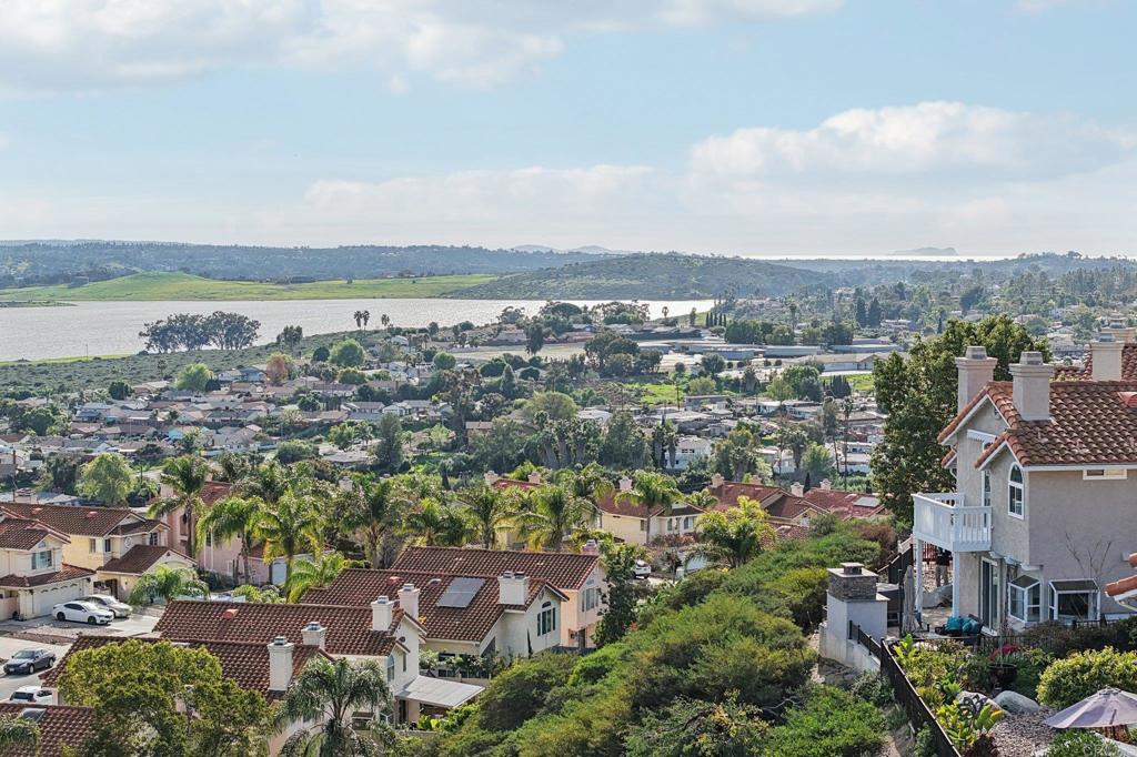 9863 Avenida Colino Spring Valley, CA 91977 - Photo 47 of 54 a view of city and ocean