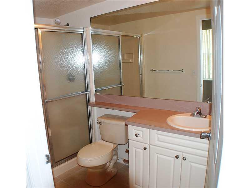 6710 West Sample Road, Unit 6710 Coral Springs, FL 33067 - Photo 13 of 20 Bathroom