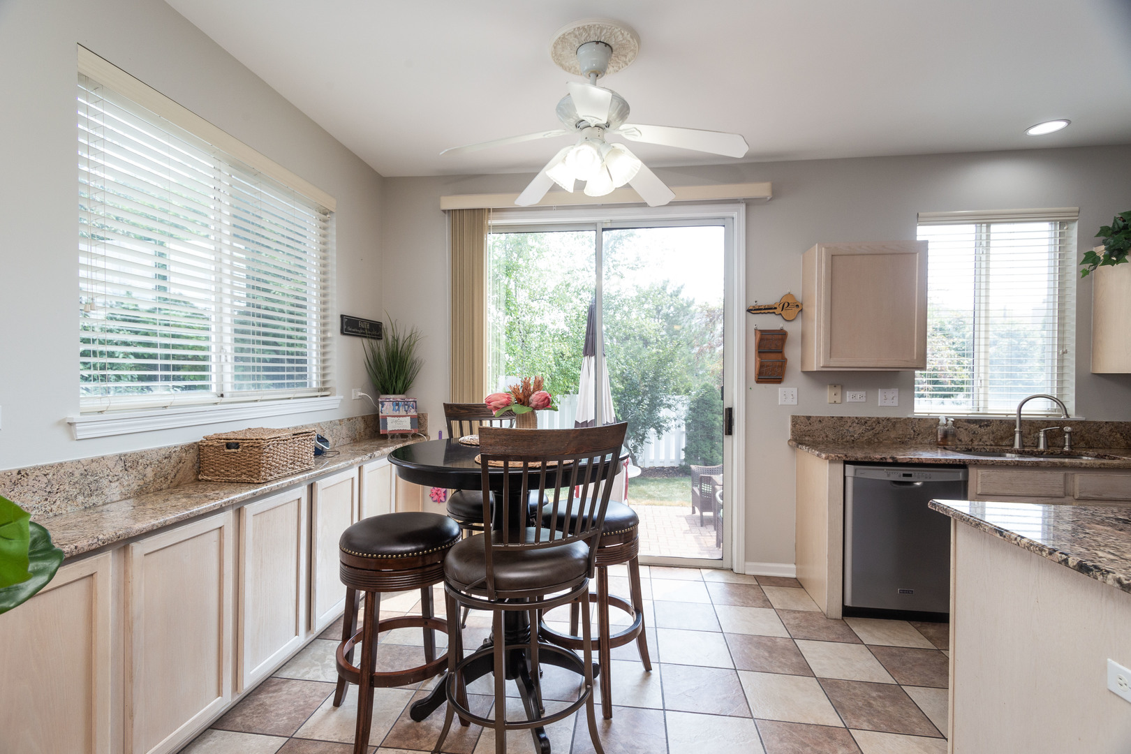 7255 Clem Drive Gurnee, IL 60031 - Photo 8 of 23