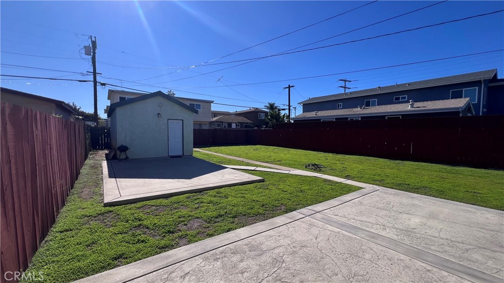 0 Webster San Diego, CA 92113 - Photo 2 of 4 a view of a backyard with roof