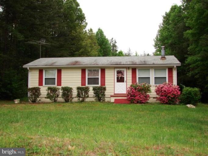 5241 Dickerson Road Partlow, VA 22534 - Photo 2 of 20 Welcome Home!
