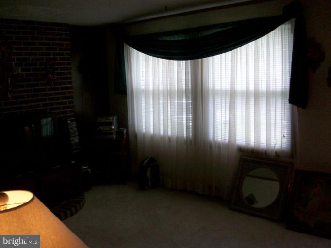 5241 Dickerson Road Partlow, VA 22534 - Photo 3 of 20 Bright double window for the family room