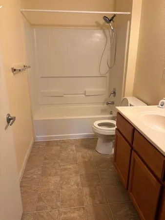 $1,675 | 619 North Vionett Lane, Texas City, TX 77591