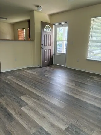 $1,675 | 619 North Vionett Lane, Texas City, TX 77591