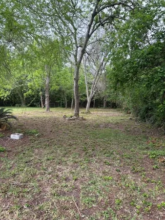 $1,675 | 619 North Vionett Lane, Texas City, TX 77591